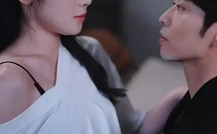 短剧——秘色临界