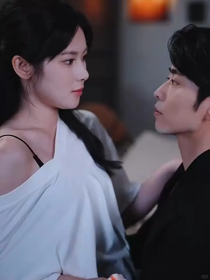 短剧——秘色临界