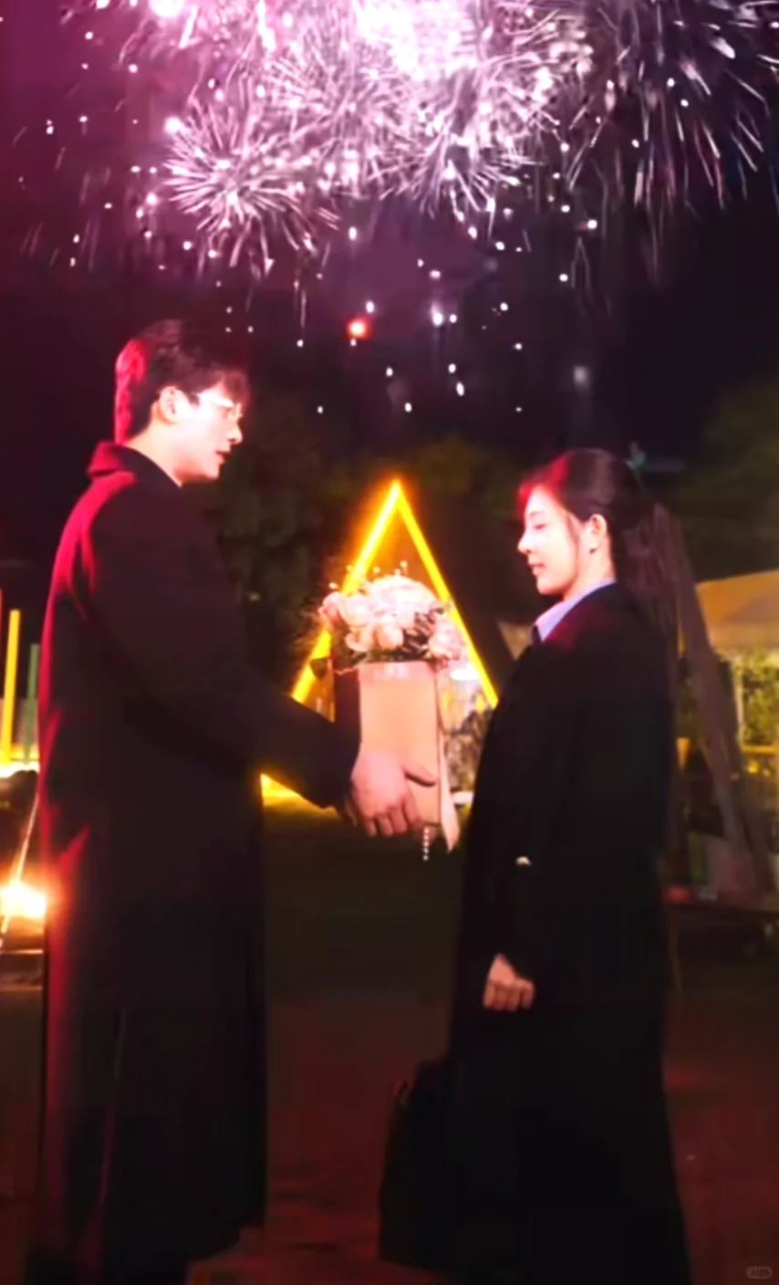 王皓祯&石雪婧深情演绎甜宠情爱剧！🔥