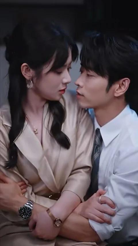 短剧——秘色临界