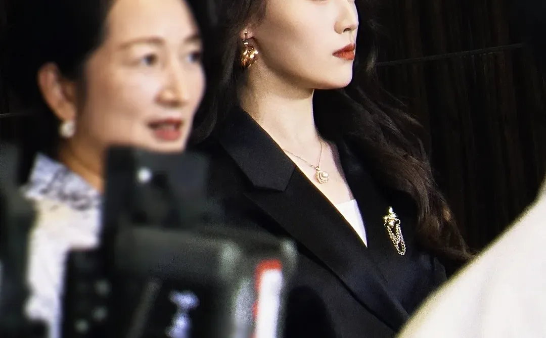 在黎明来临之前说爱吧