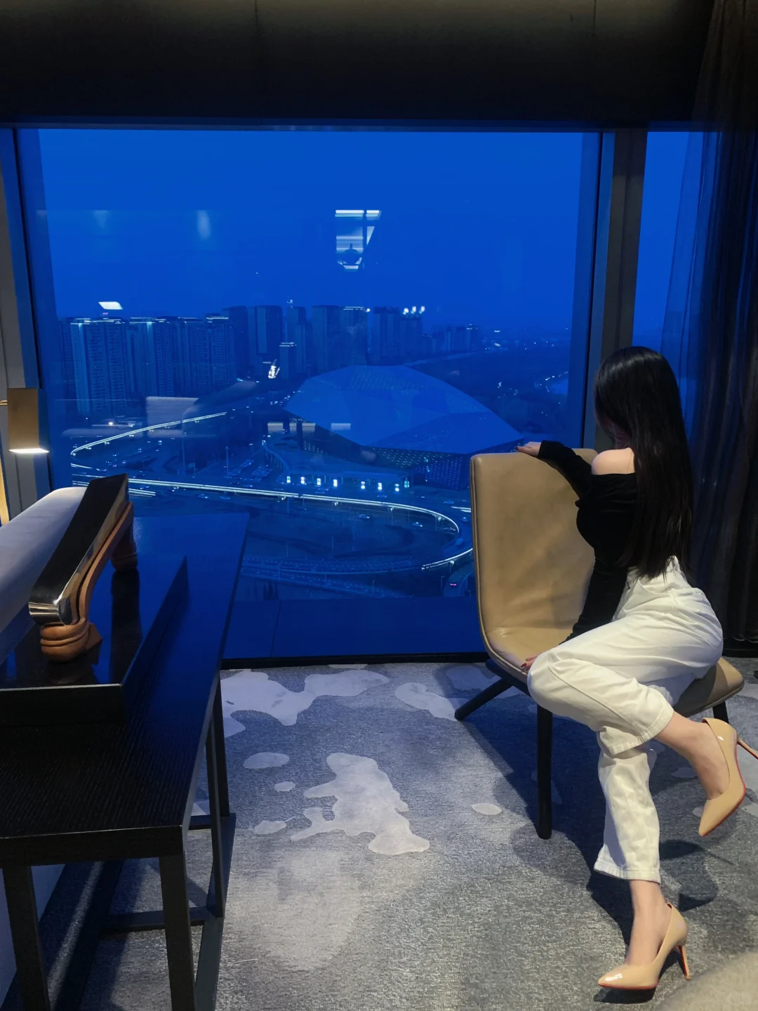 霸道总裁轻点爱