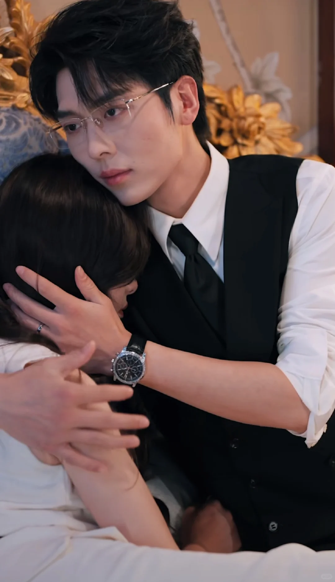 原来看到别人幸福也会流泪