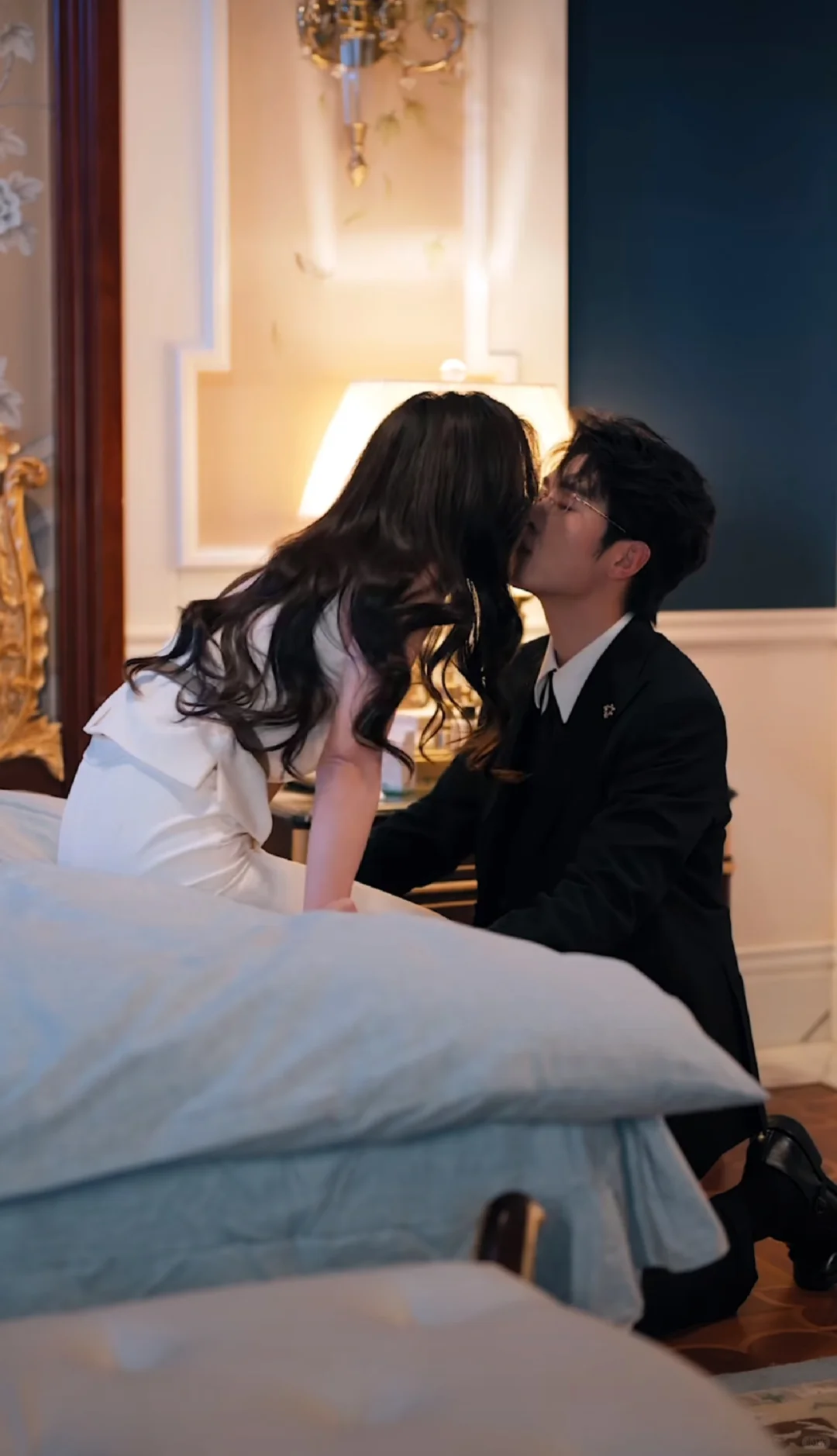 原来看到别人幸福也会流泪