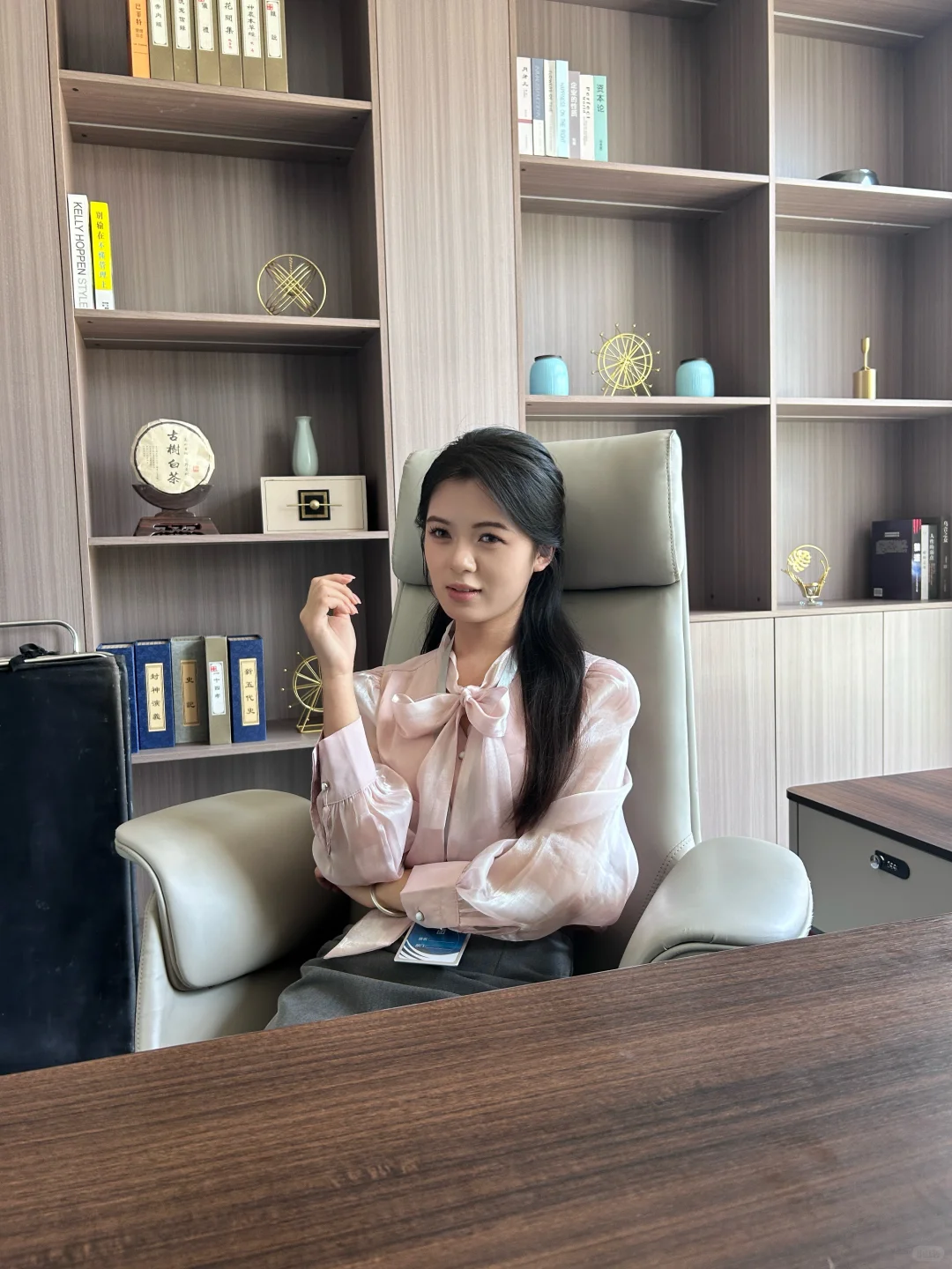 重生之我在短剧当秘书