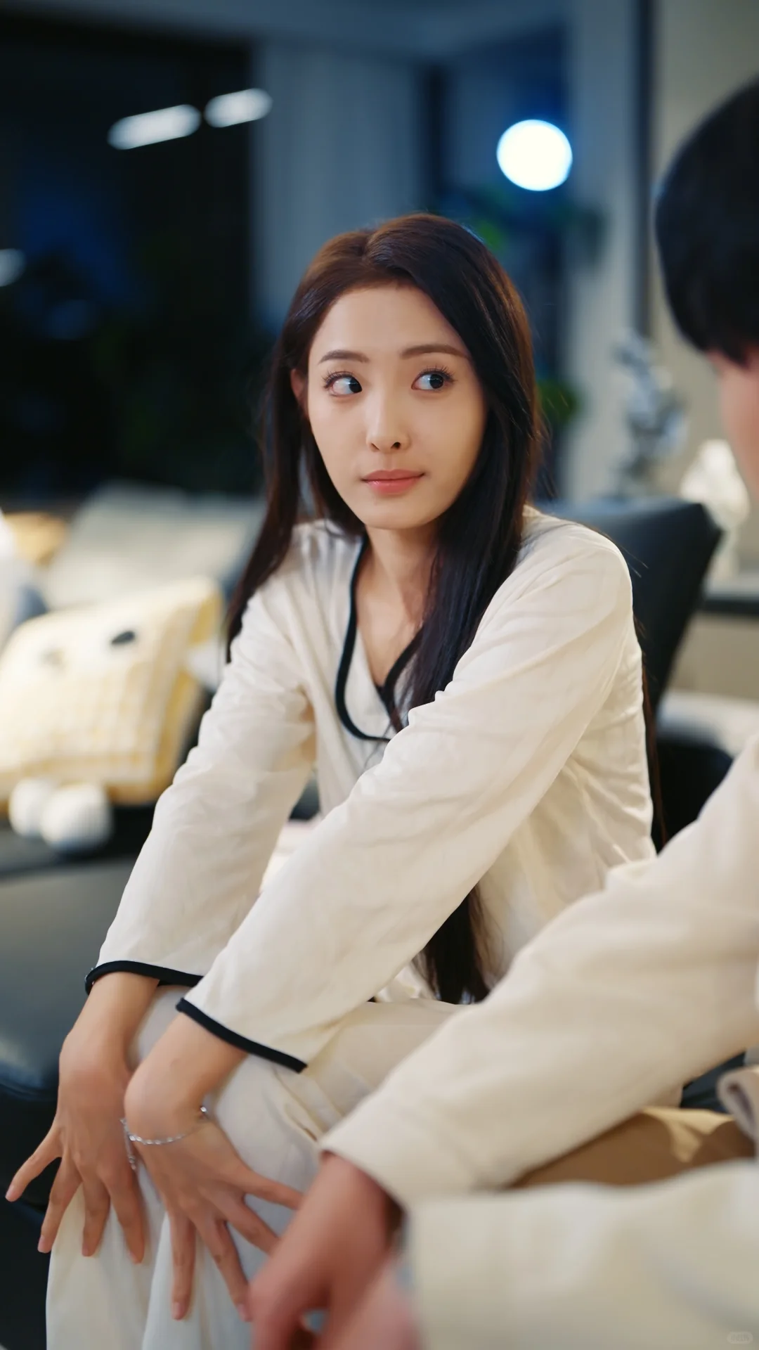 《前男友竟空降成为我老板》调色静帧