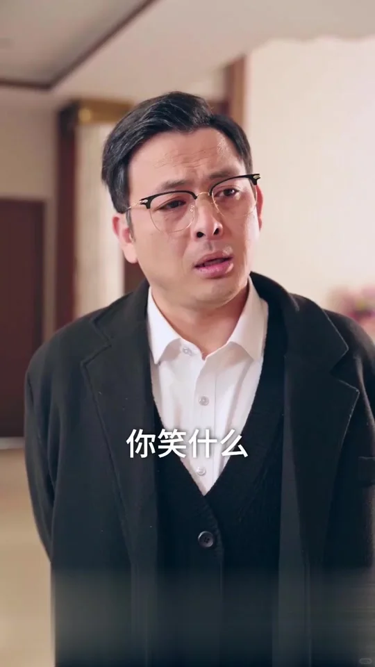 《白工雇主》短剧爆火！职场伦理深度探讨！