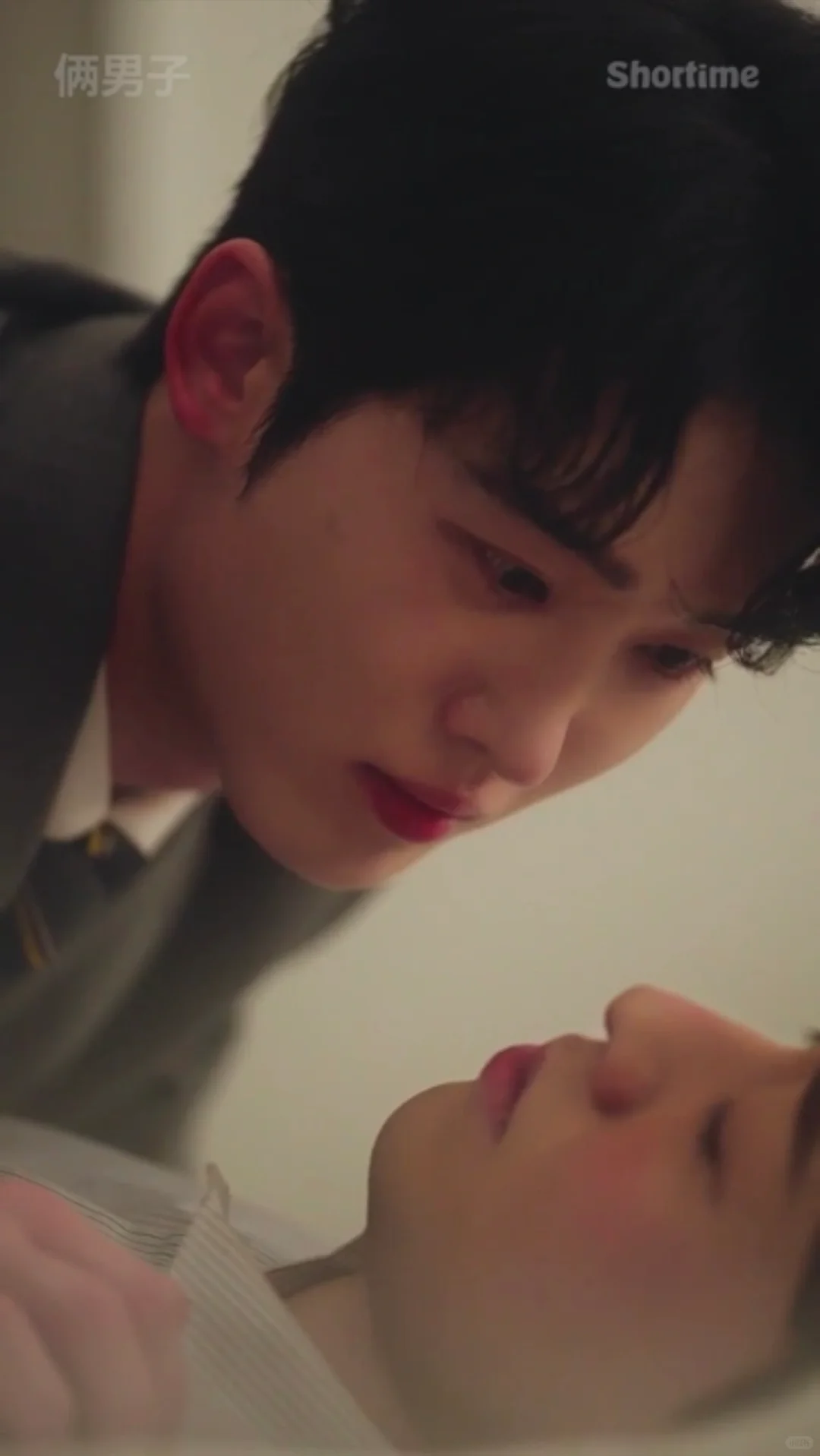 小小的短剧，大大的吻戏（＞6次）