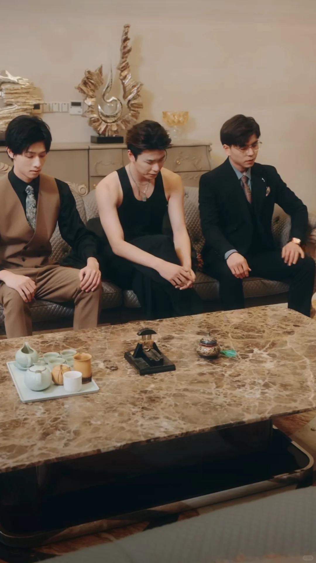 🍅🍆免费短剧 | 黑帮恋爱也是甜甜的