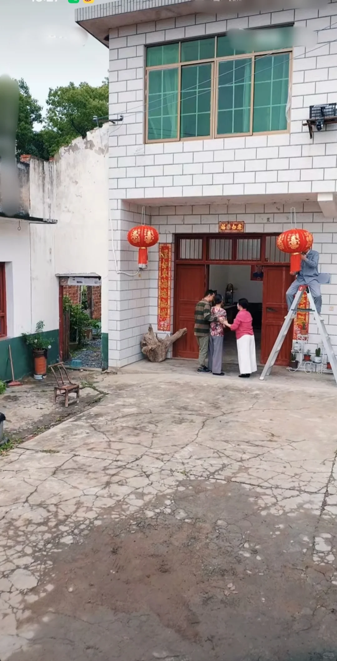 在我们老房子实景棚取景的短剧 被我刷到了