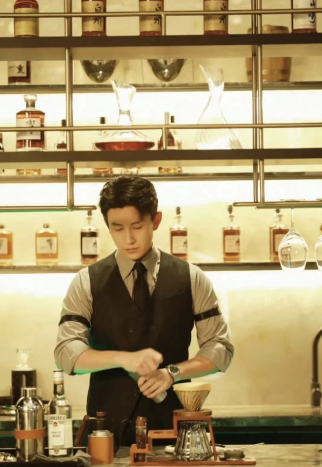 老刘又双叒帅出新高度了！！！！！