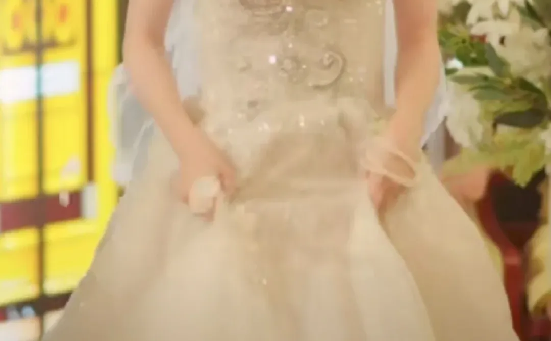 优雅时髦的80年代短剧穿搭