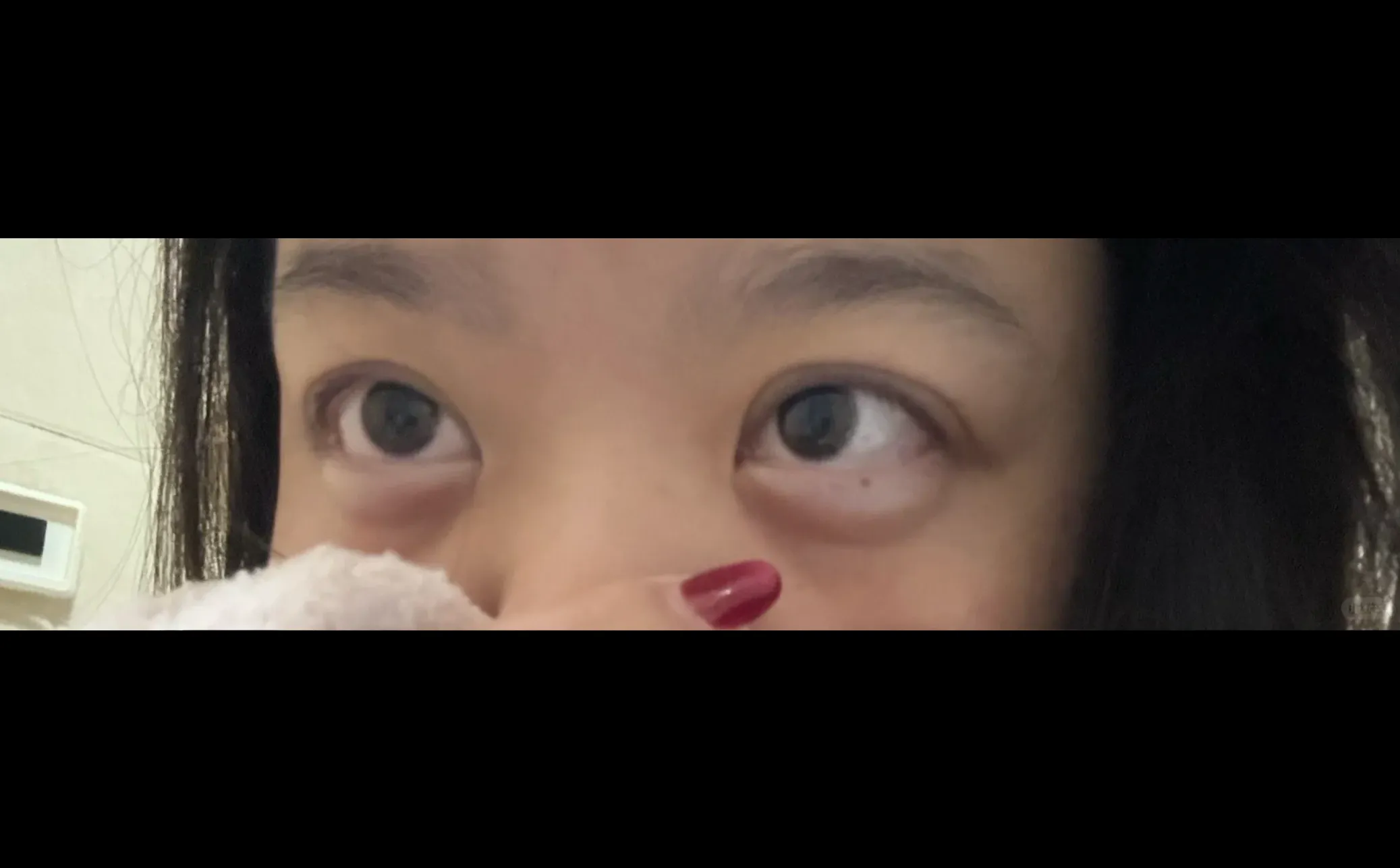 让我哭到眼睛肿的短剧