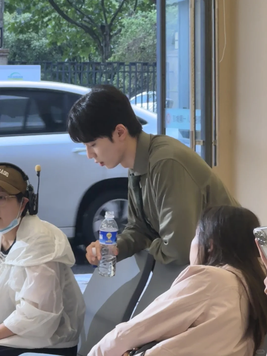 在郑州偶遇拍短剧的韩国人