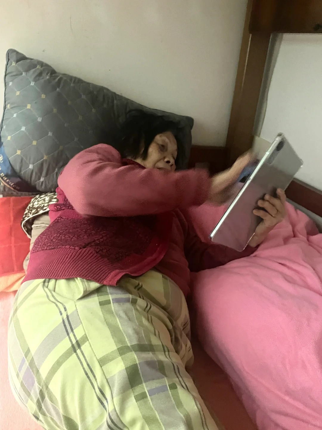 我那个整日沉迷视频号短剧的奶奶🤣