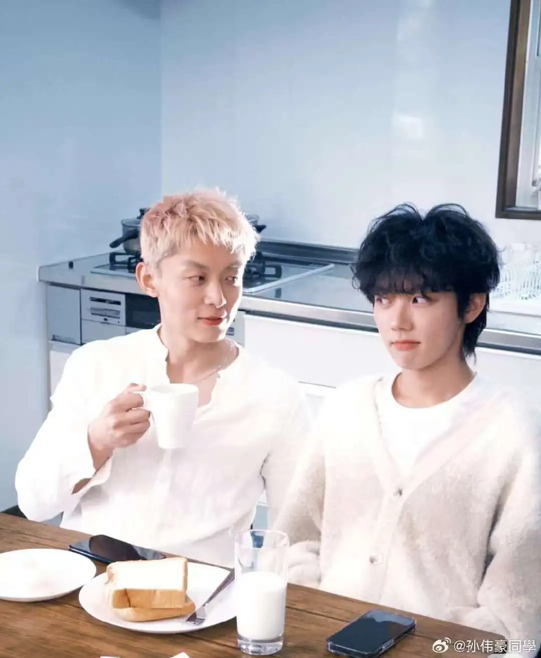 国产双男主短剧