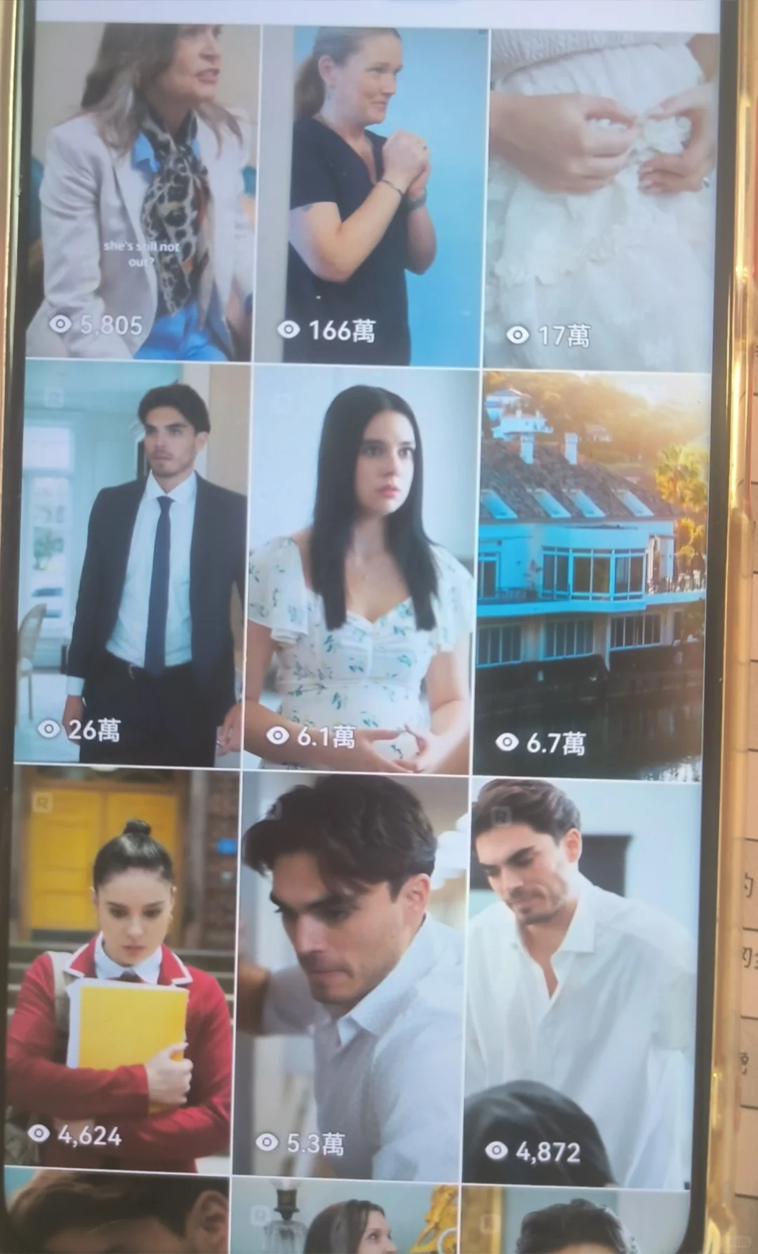 脸书上刷美国短剧，太搞笑了。