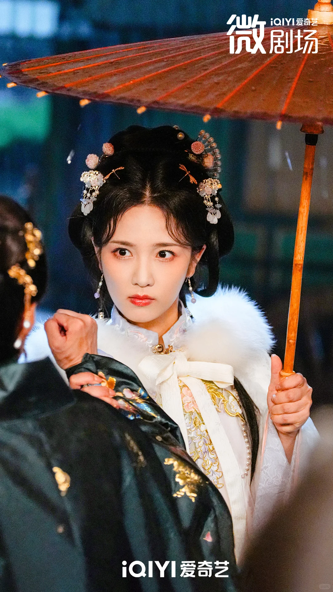 始于交易的联手，终于心动的归途