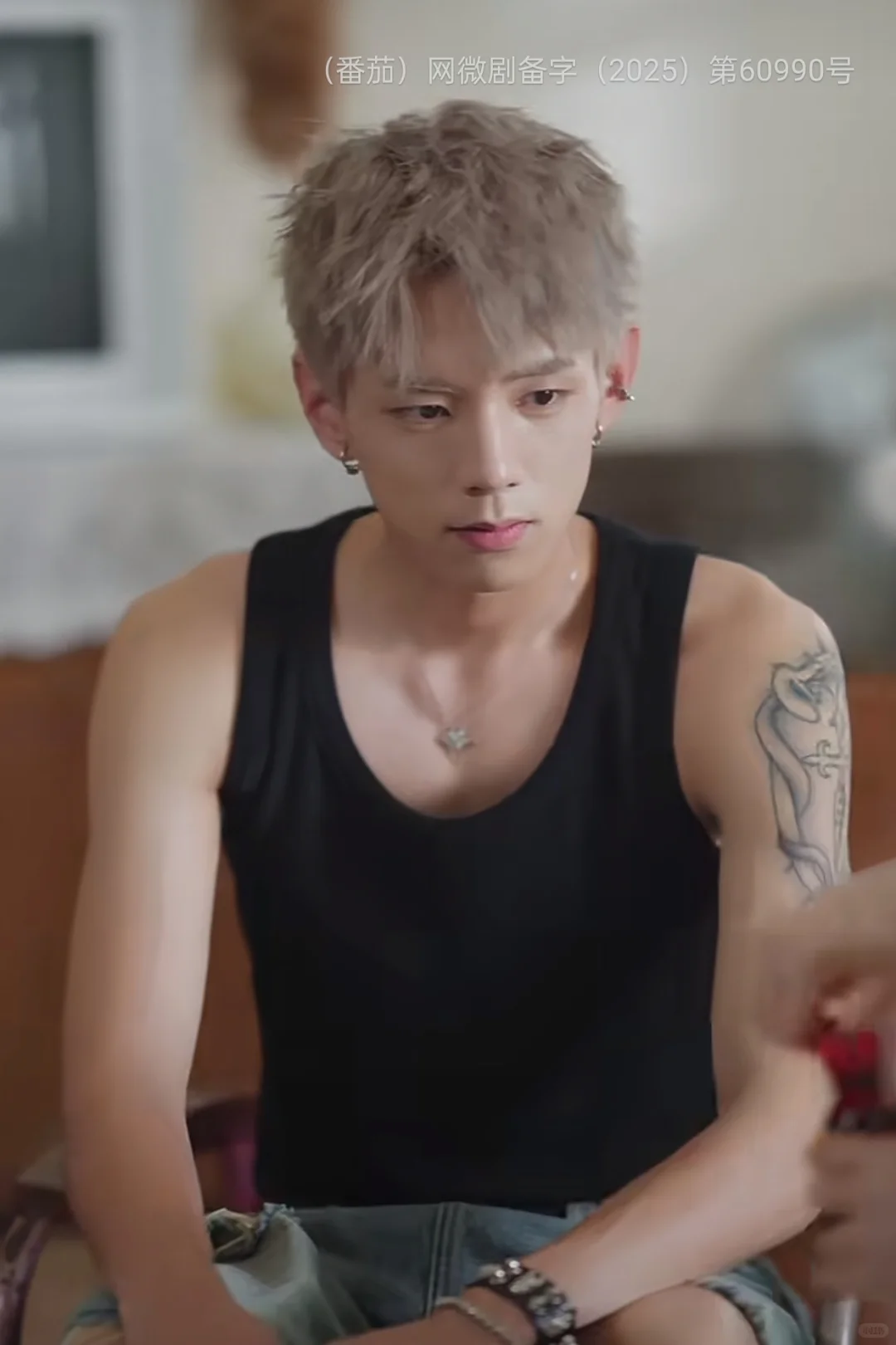 一个人，黑毛和白毛怎么能差这么多