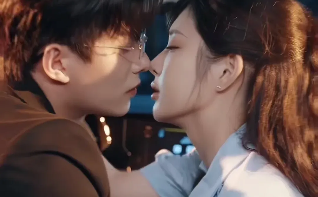 都去看青山归杳处短剧细糠，没有强制下药！