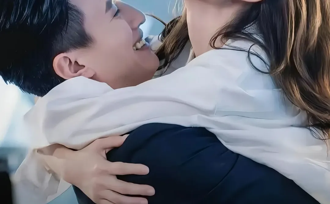 播放超30亿！一口气看完短剧《盛夏芬德拉》