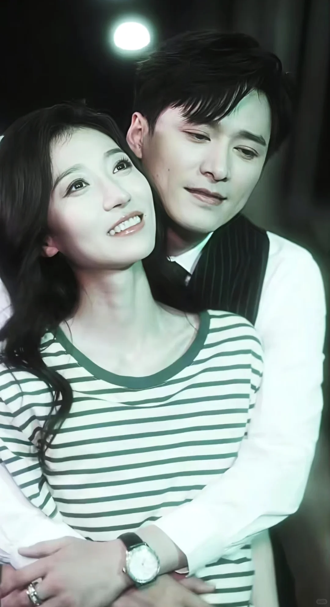 王皓祯&王格格深情演绎悬疑甜宠情爱剧！