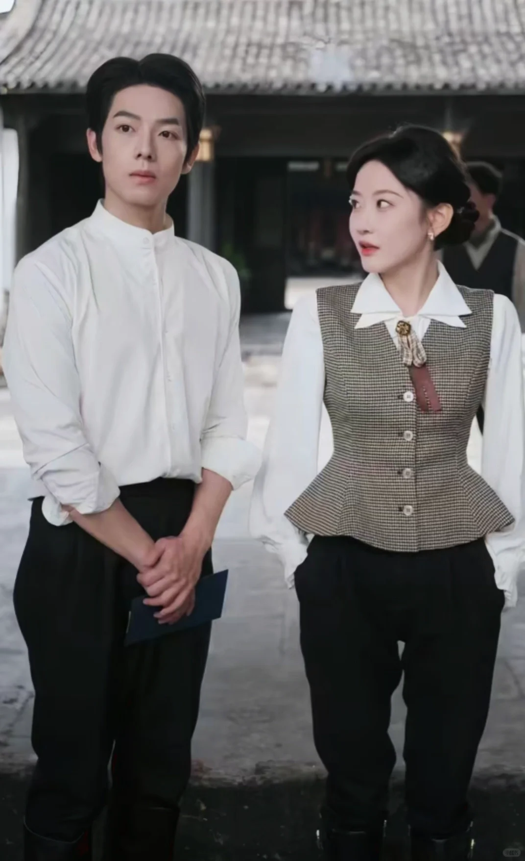 曾辉&韩雨彤深情演绎民国悬疑甜宠剧！