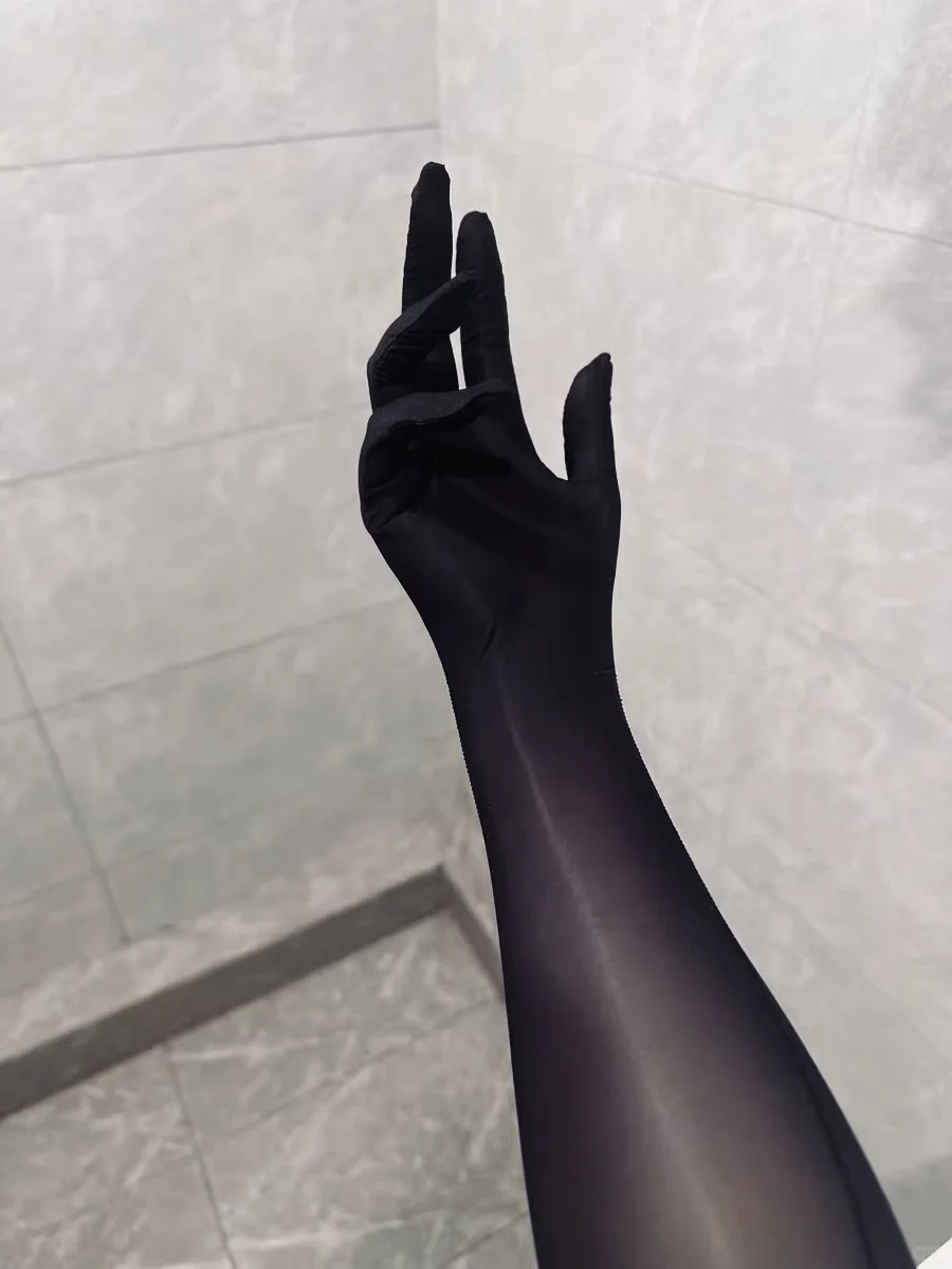 手怎么能黑成这样