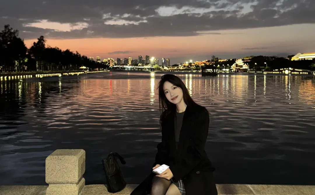 173 55 | 黑色大衣穿搭思路～