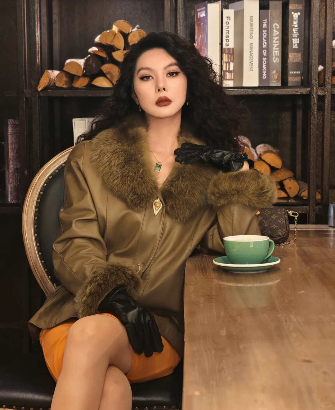 短剧演员的眼袋记录