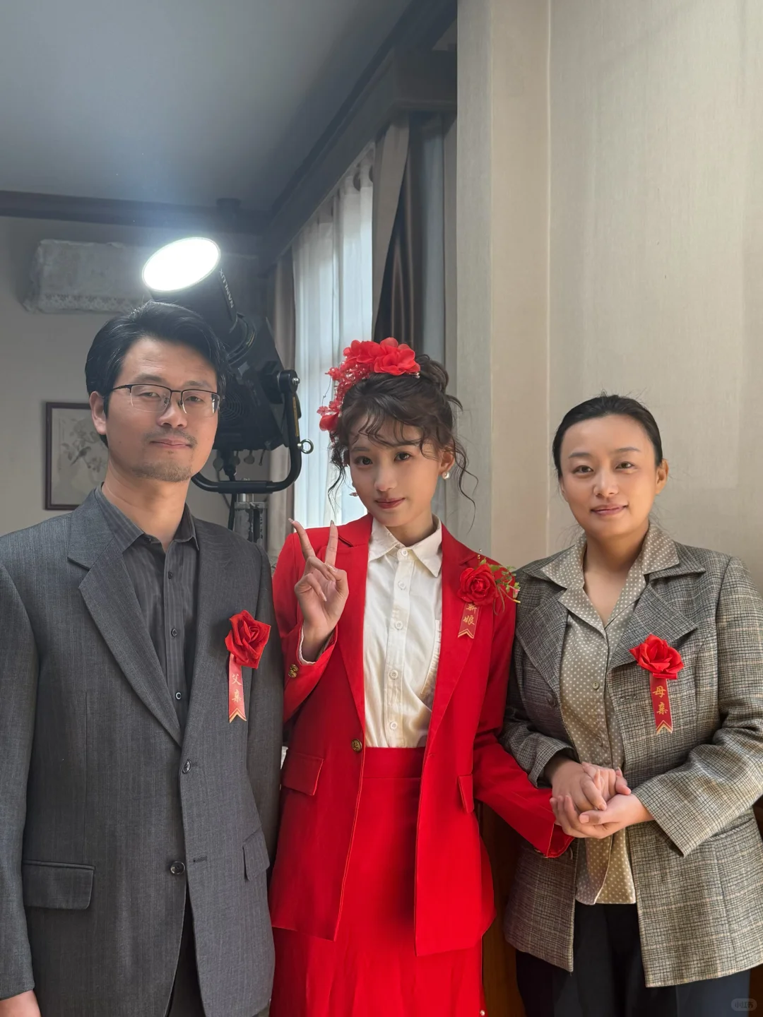 短剧演员是怎么拍摄嘞