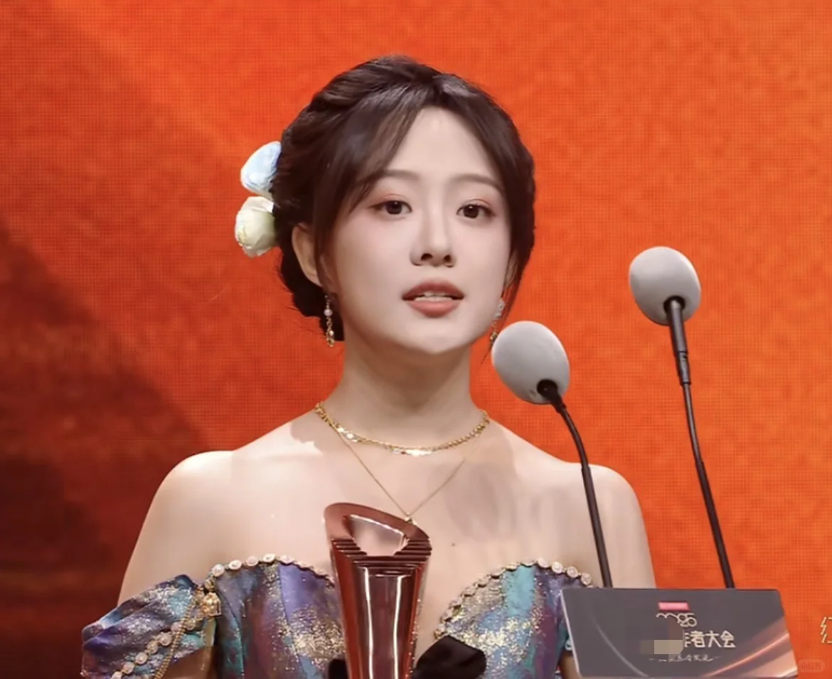 今天所有短剧剧组休息一天