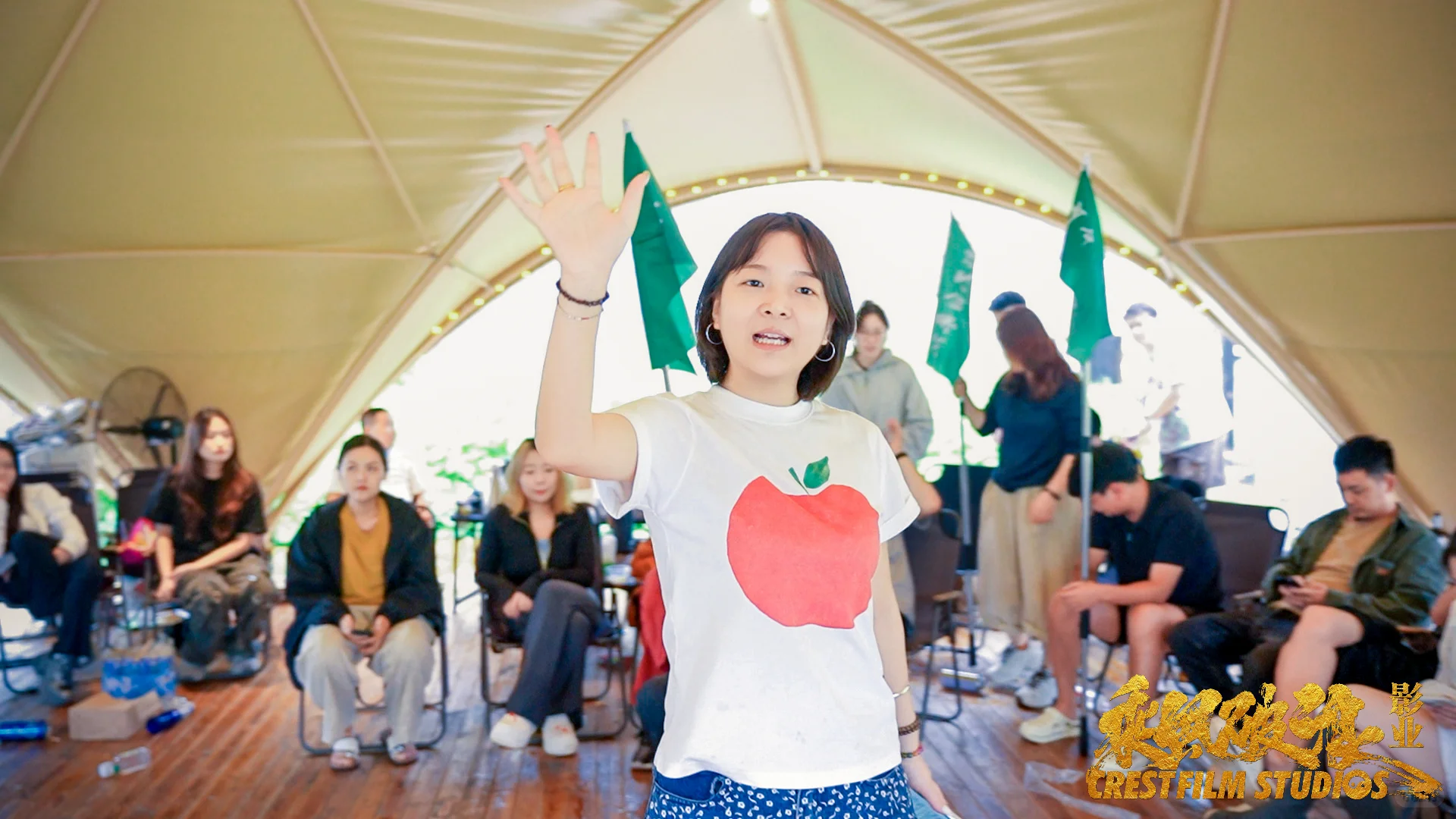 在郑州，有一群“不务正业”的短剧人