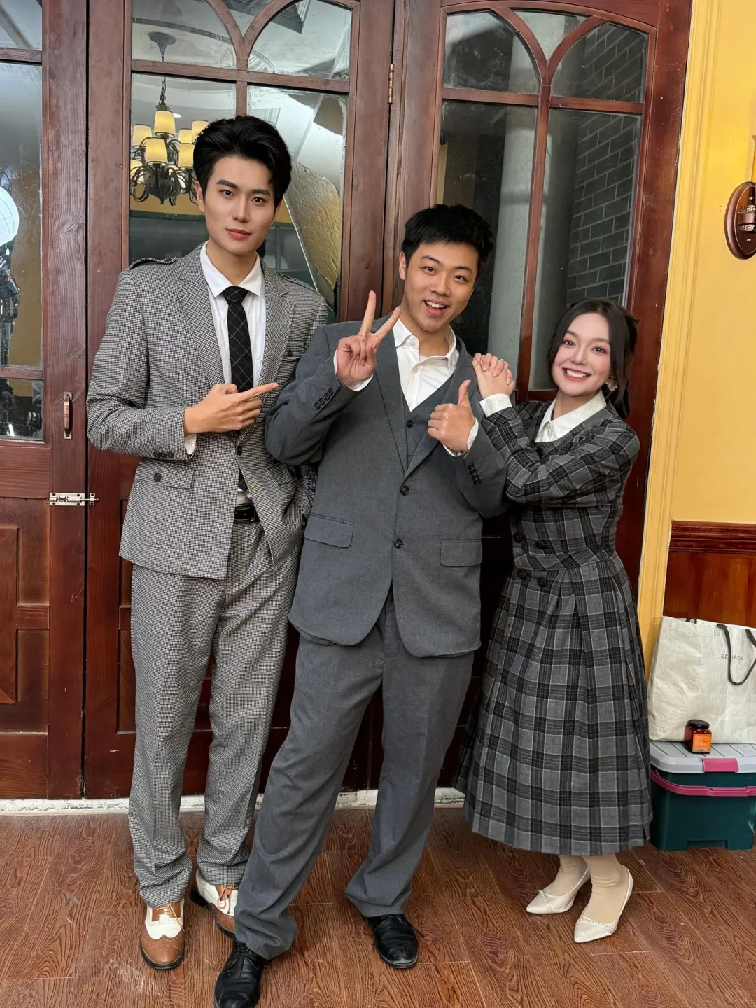 重生之我在短剧干演员副导