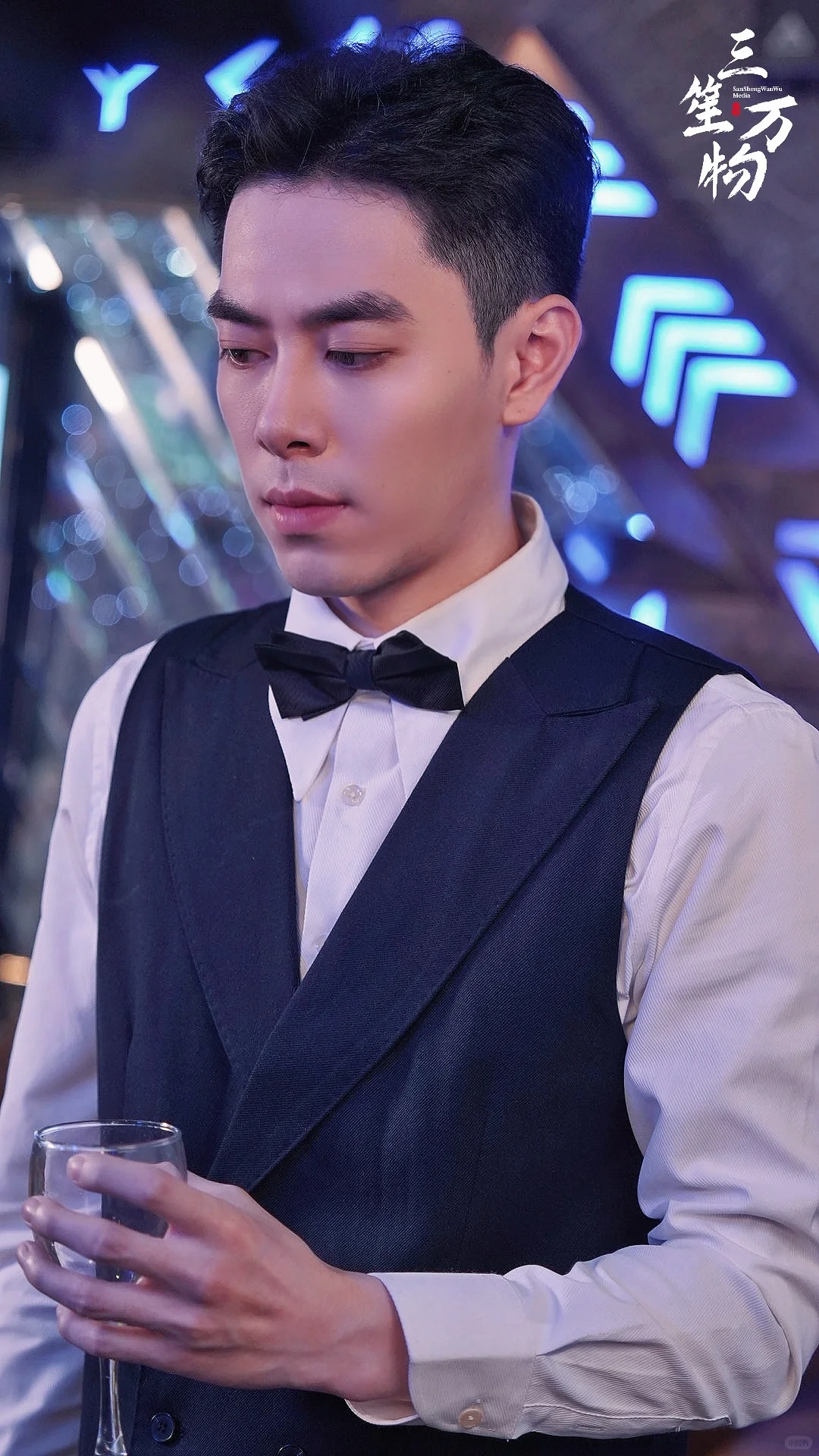 新剧开机🎬拿稿到摄制不到15天💰