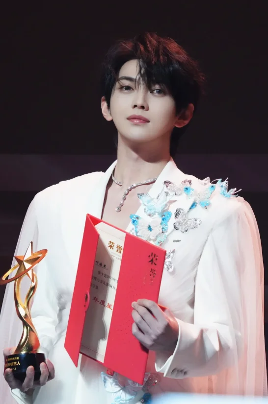 短剧演员的盛典红毯图来喽，真是百花齐放啊