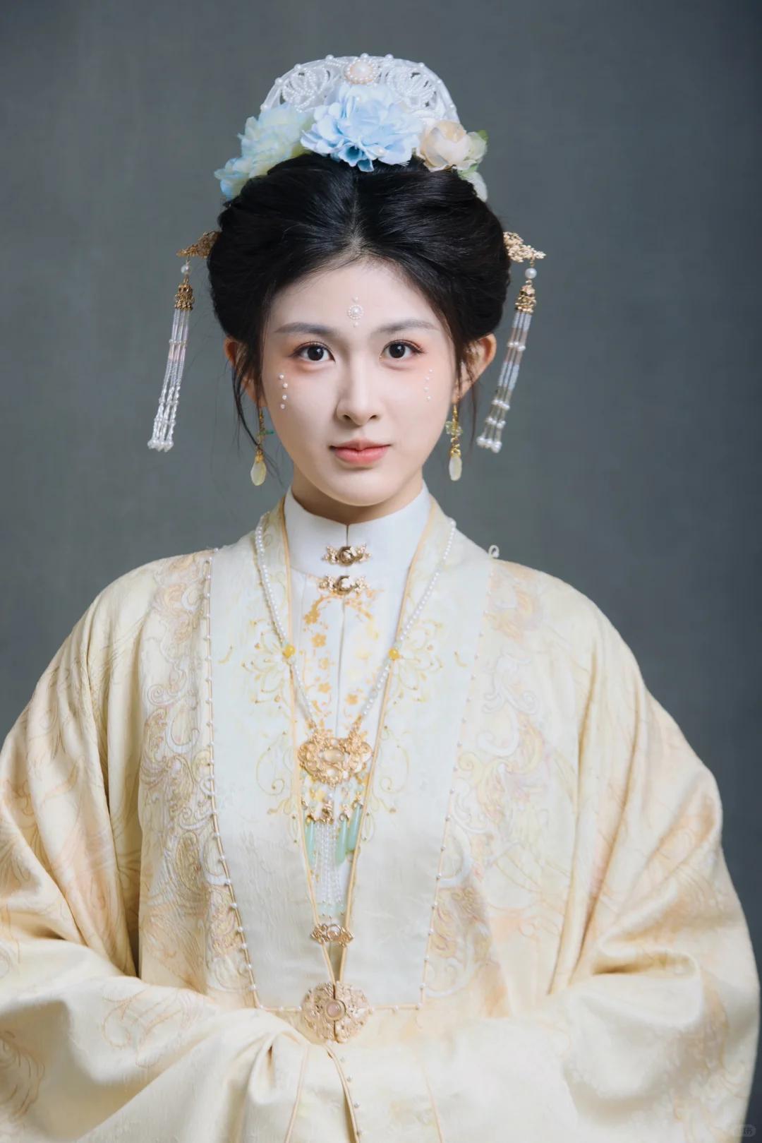 04新人演员短剧古装定妆