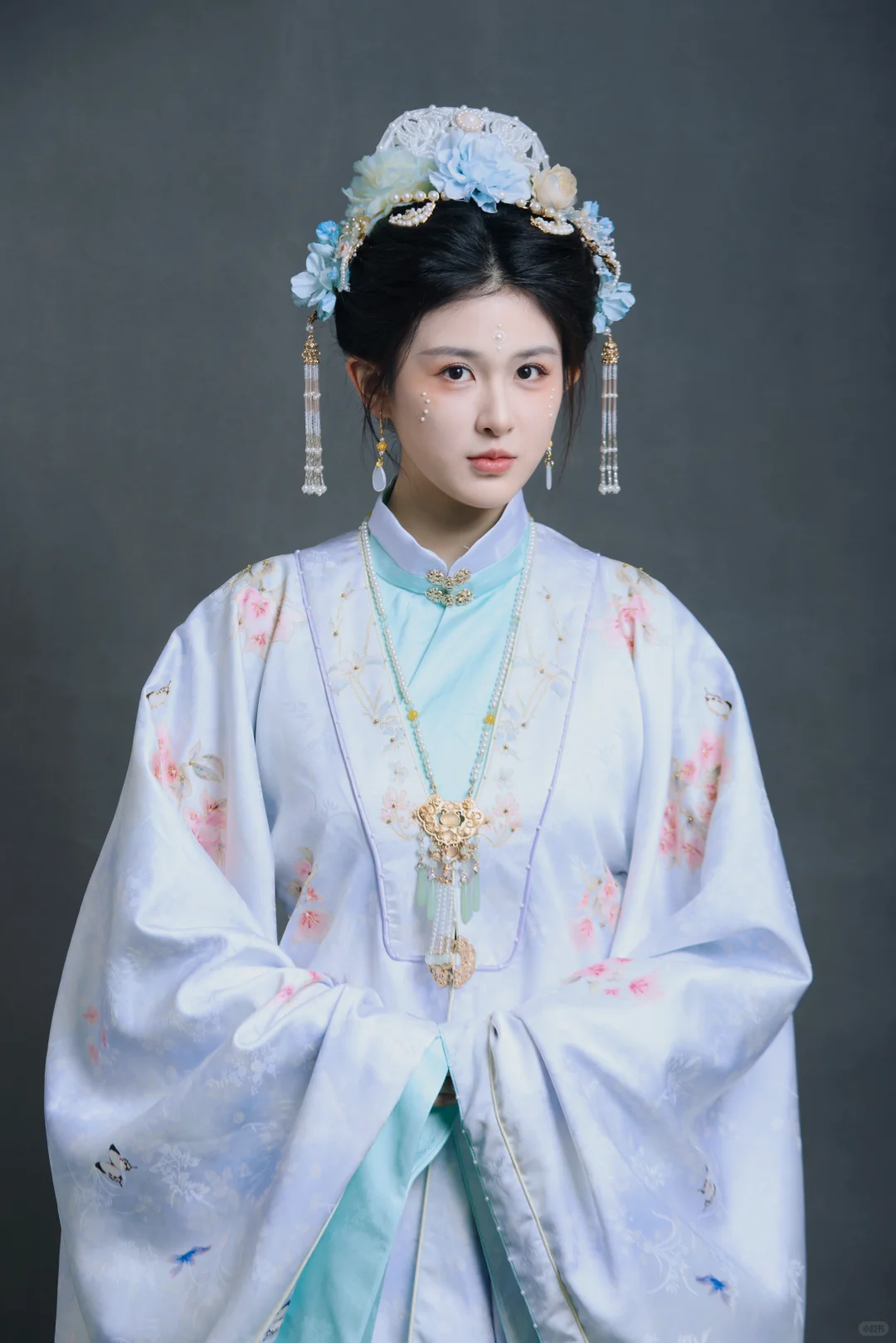 04新人演员短剧古装定妆