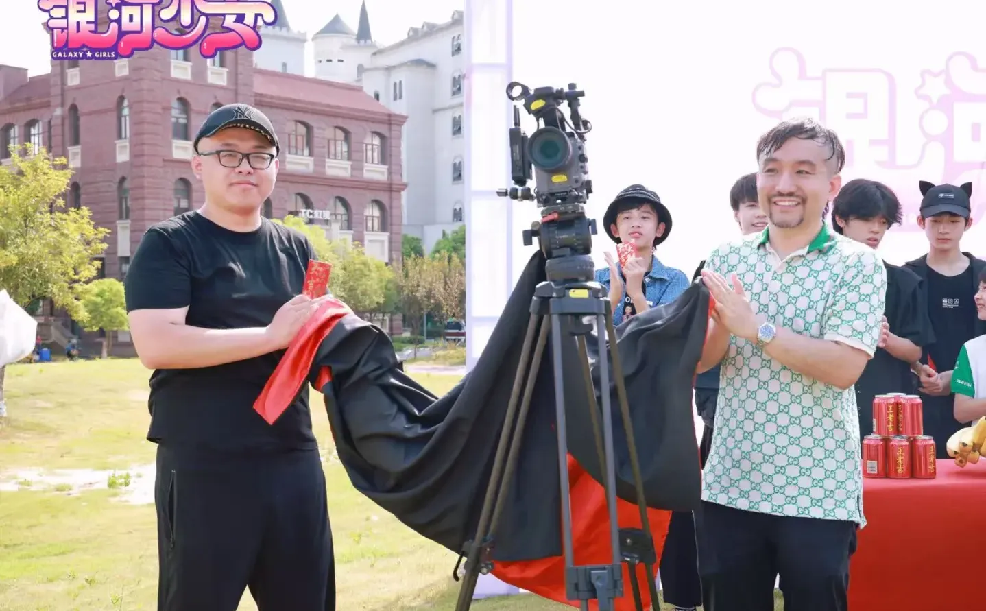 《银河少女》科幻短剧某果今天上线啦