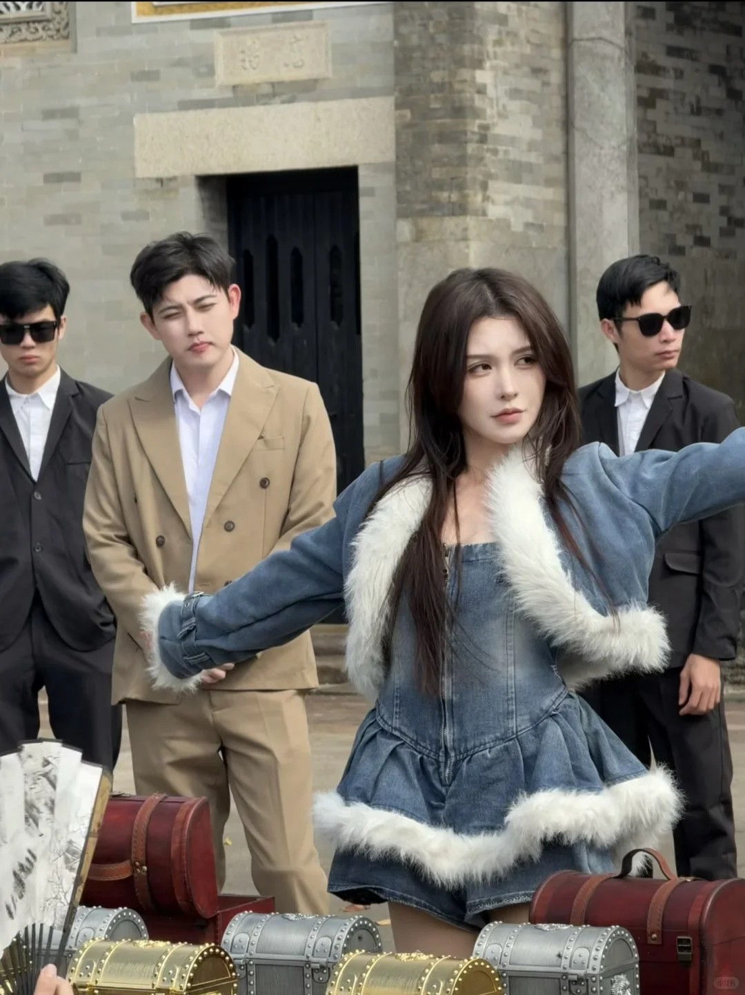 那个女人没消失，只是去短剧当女主了…