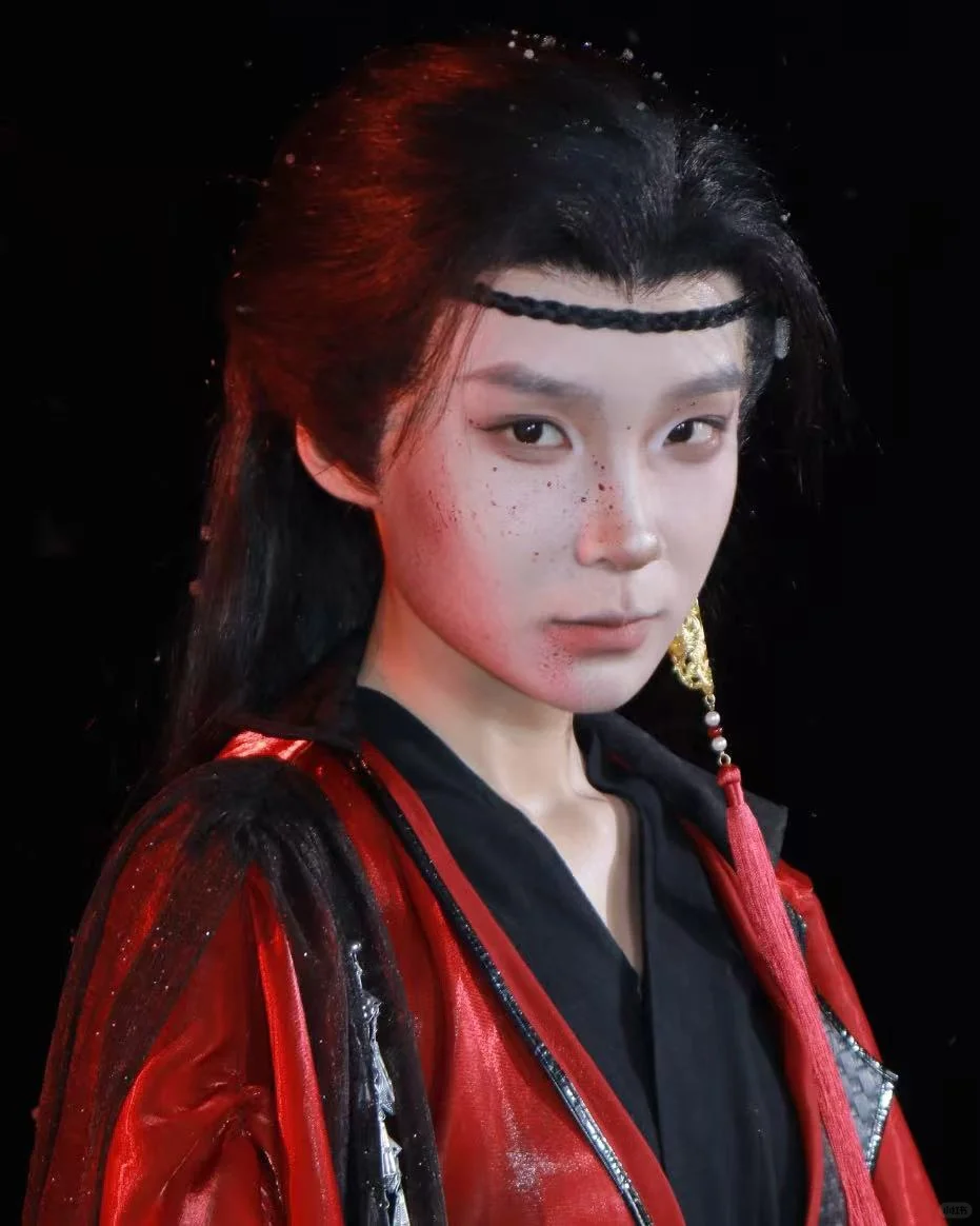 女演员男妆怎么就不算古装呢