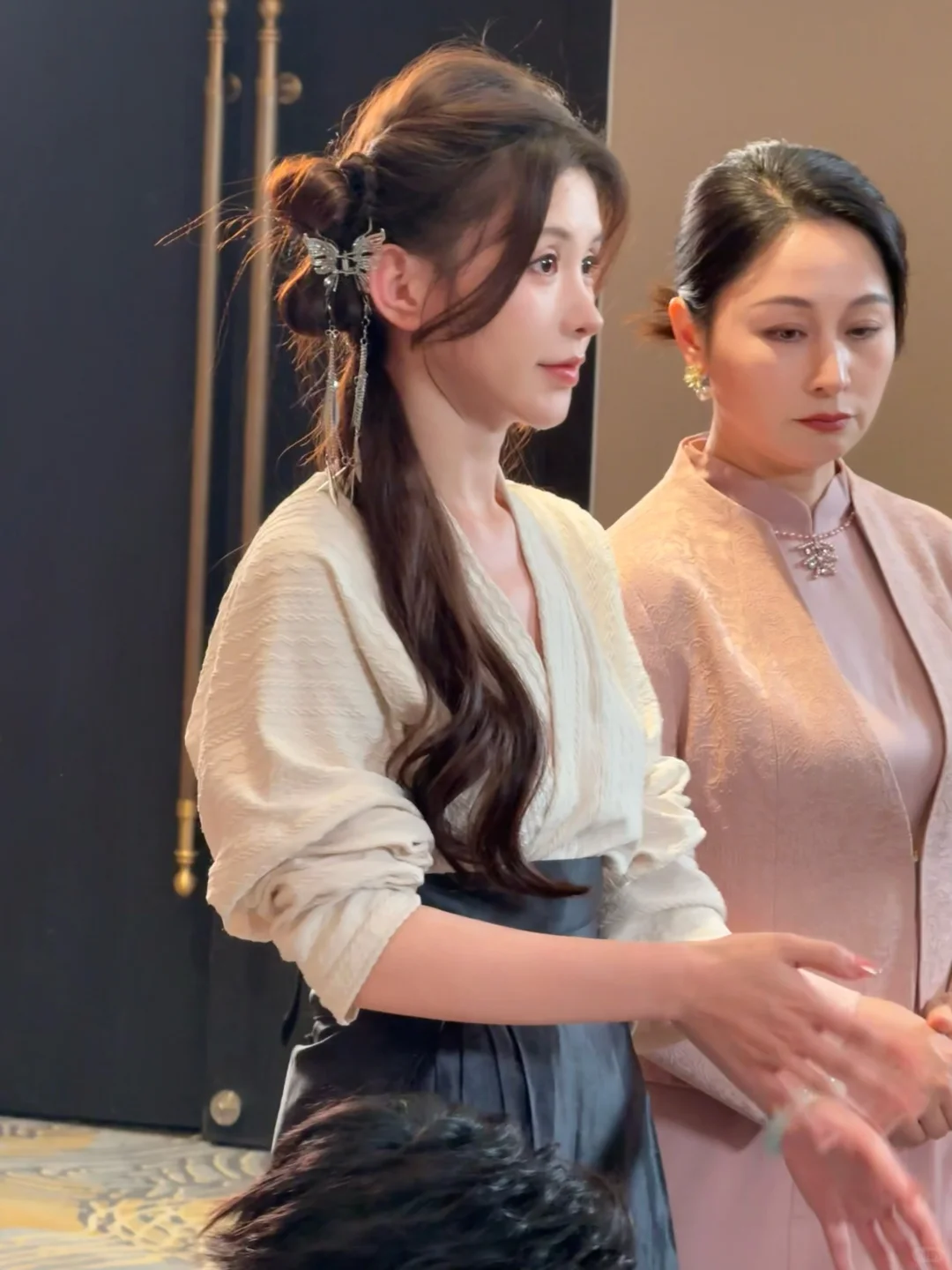 那个女人没消失，只是去短剧当女主了…