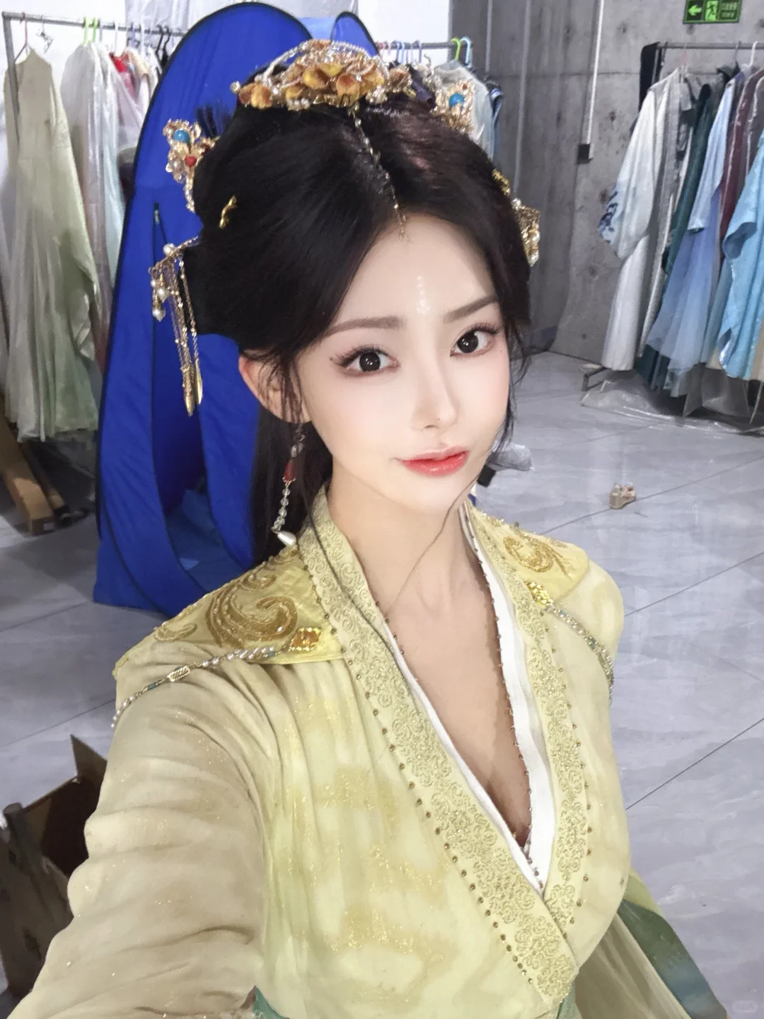 新人演员勇闯横店 定妆照来一下 很多心得