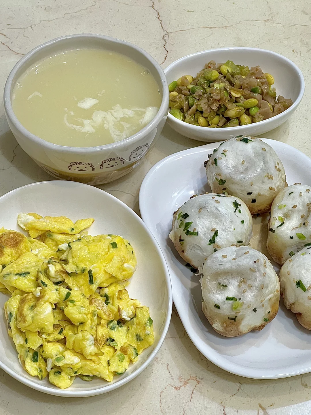 普通妈妈每天坚持做早餐