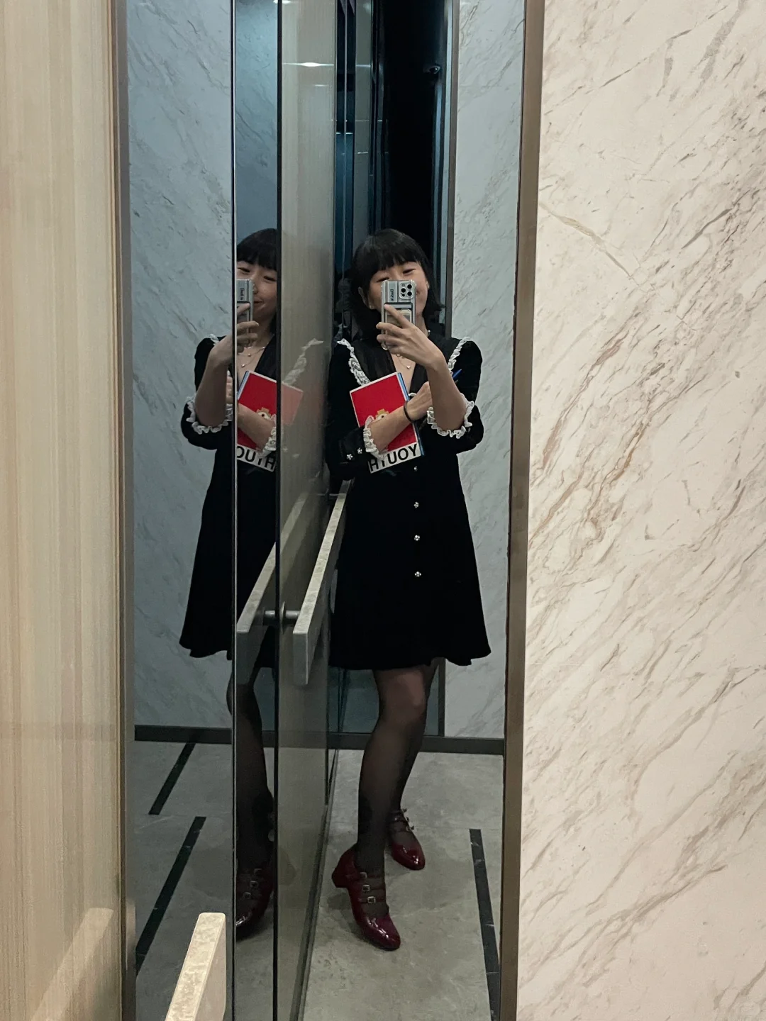 黑丝红鞋
