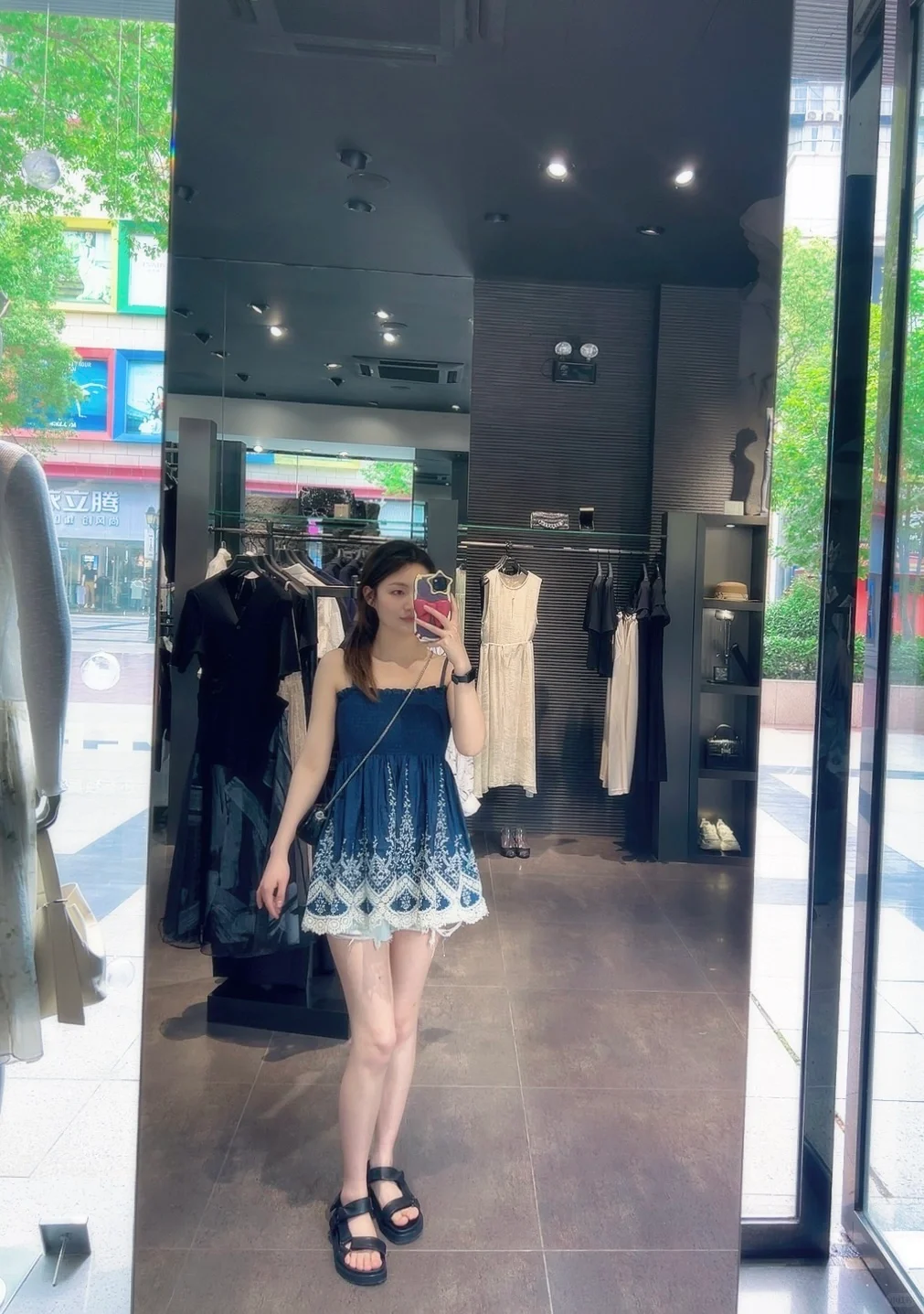 春夏必备清新小性感