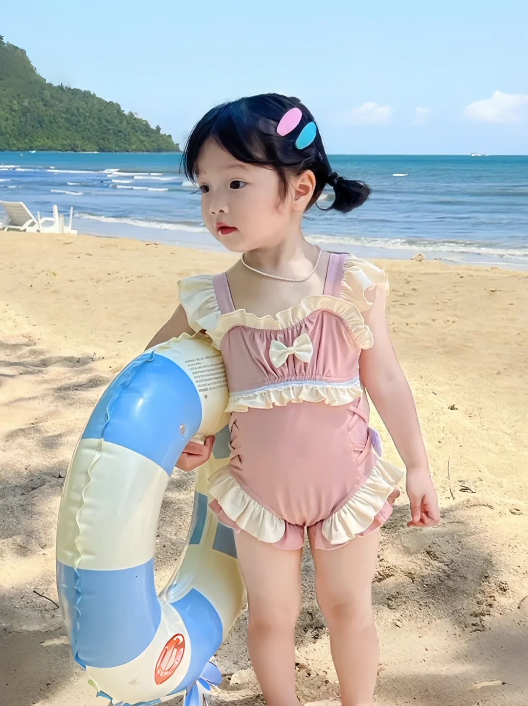 看看宝贝穿～可爱的蝴蝶结🎀泳衣🩱亲不❓