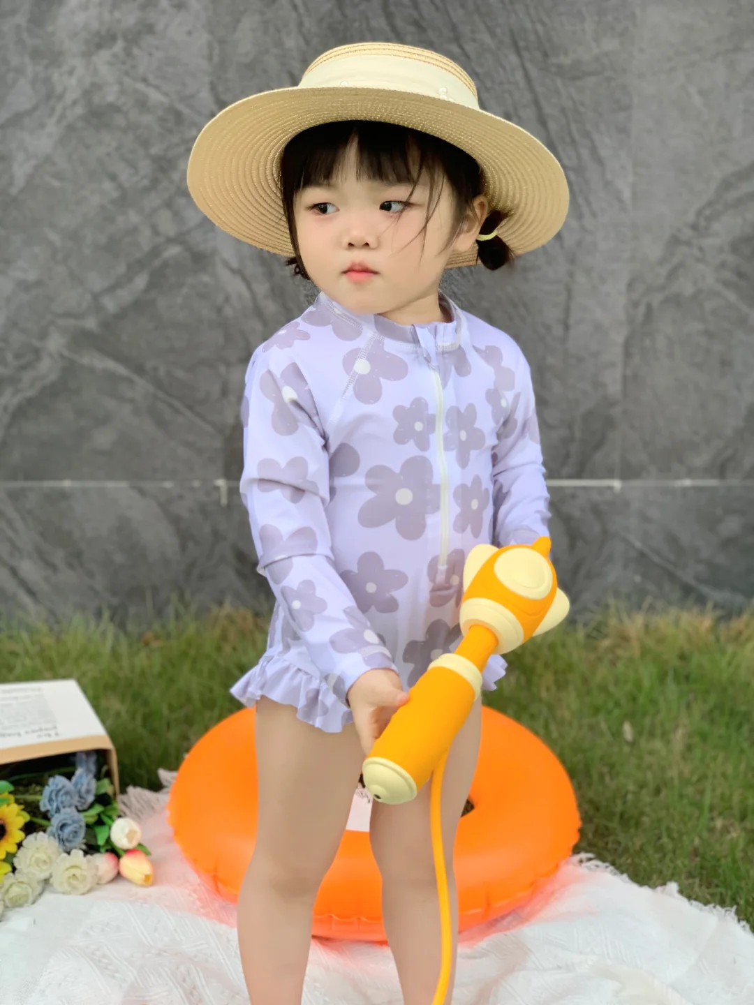 泳衣连体女童