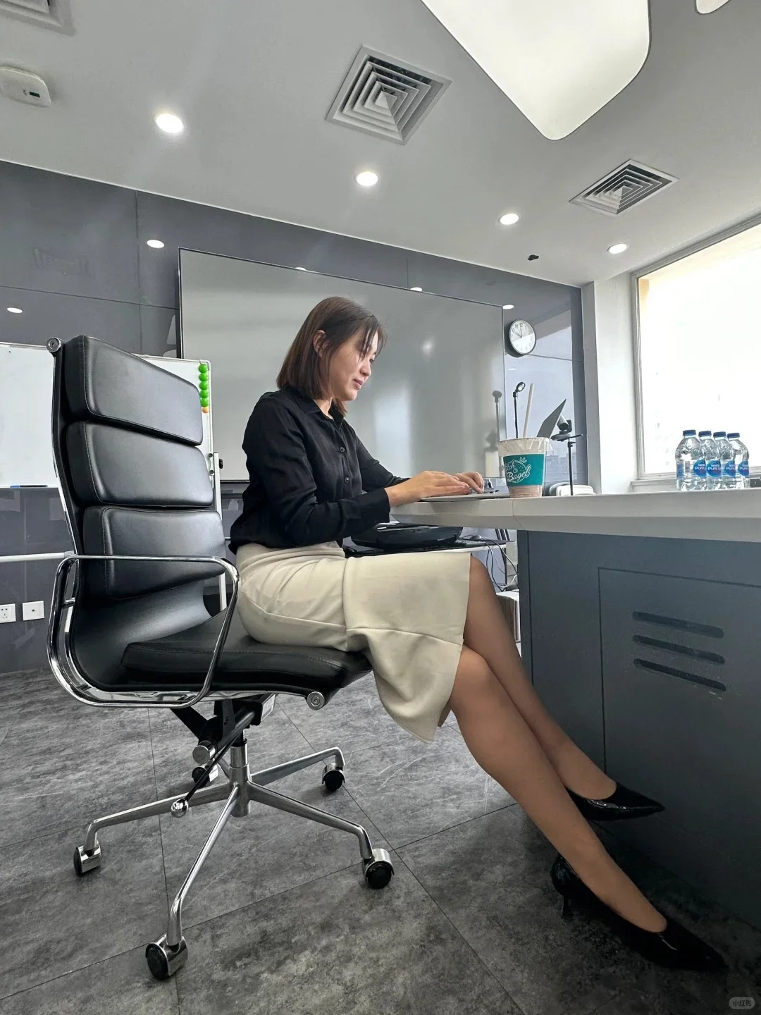 博主买家秀 职场女性困境的解药