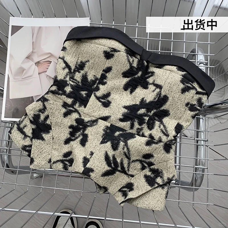 ➗闲置中式浪漫鱼骨胸垫抹胸自取
